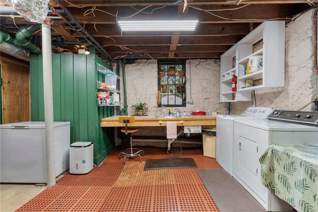 1093 Lanier Boulevard NE