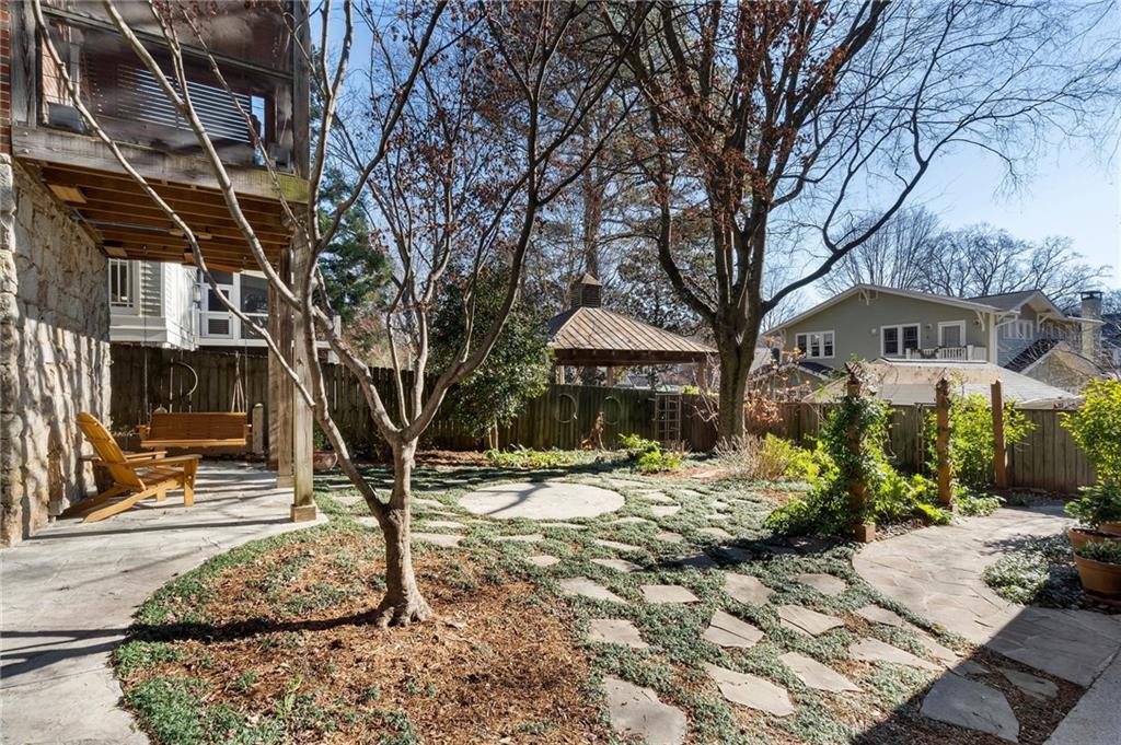 1093 Lanier Boulevard NE