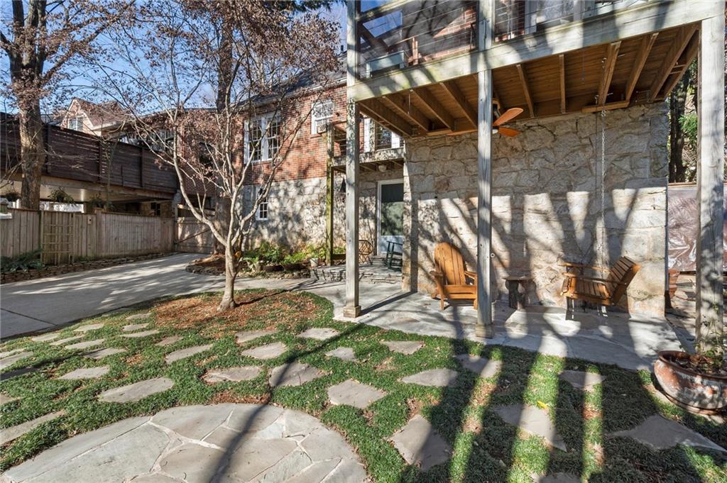 1093 Lanier Boulevard NE