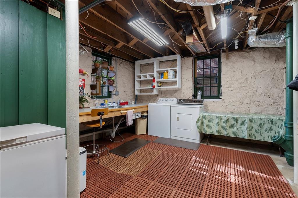 1093 Lanier Boulevard NE