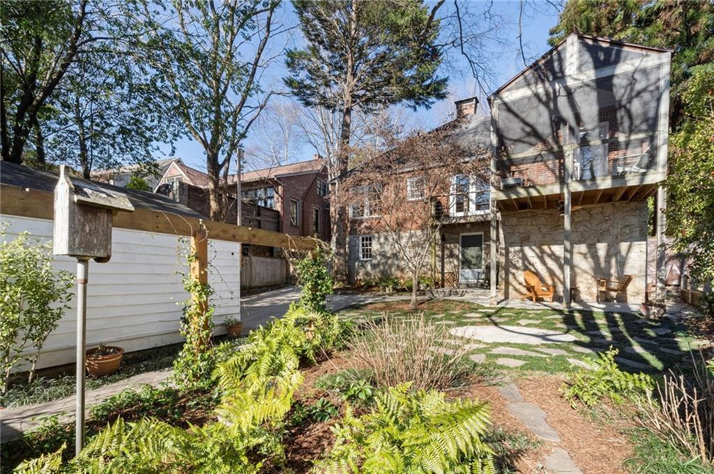 1093 Lanier Boulevard NE