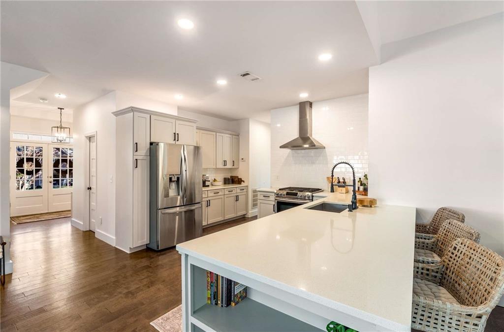 6670 Fox Creek Drive