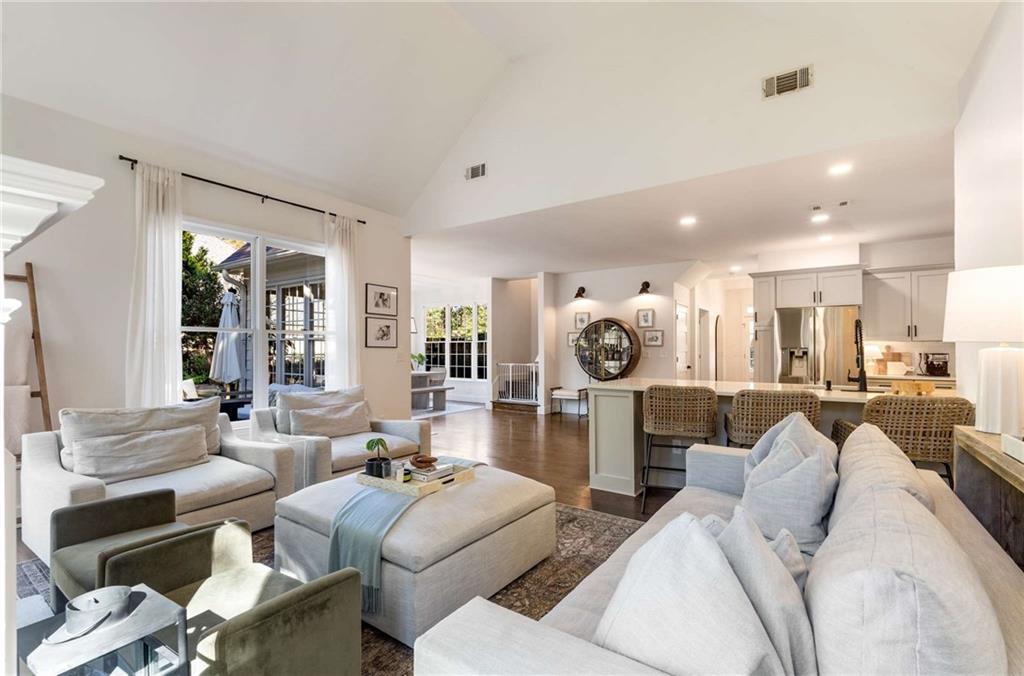 6670 Fox Creek Drive
