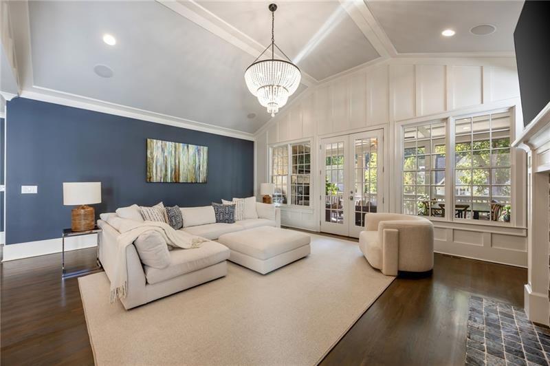 1476 N Highland Avenue NE