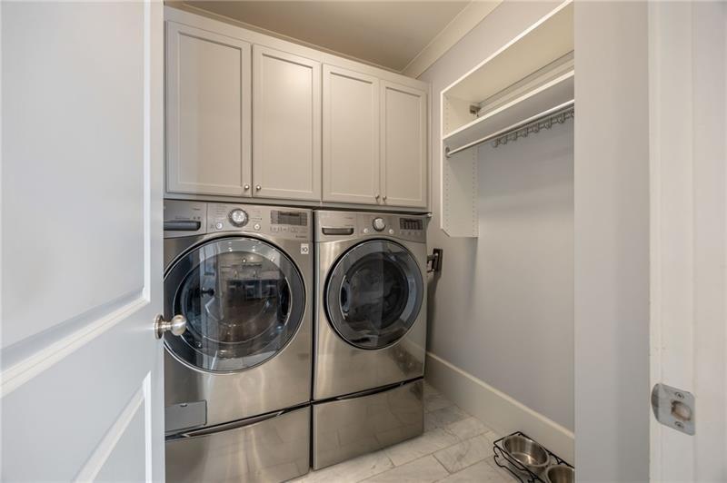 1476 N Highland Avenue NE