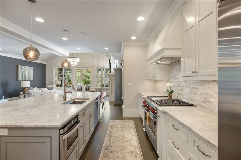 1476 N Highland Avenue NE