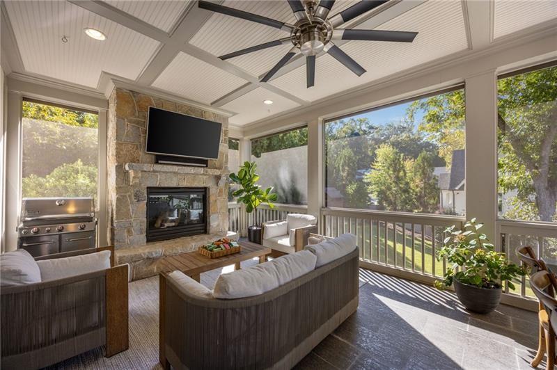 1476 N Highland Avenue NE