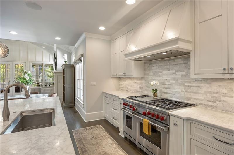 1476 N Highland Avenue NE