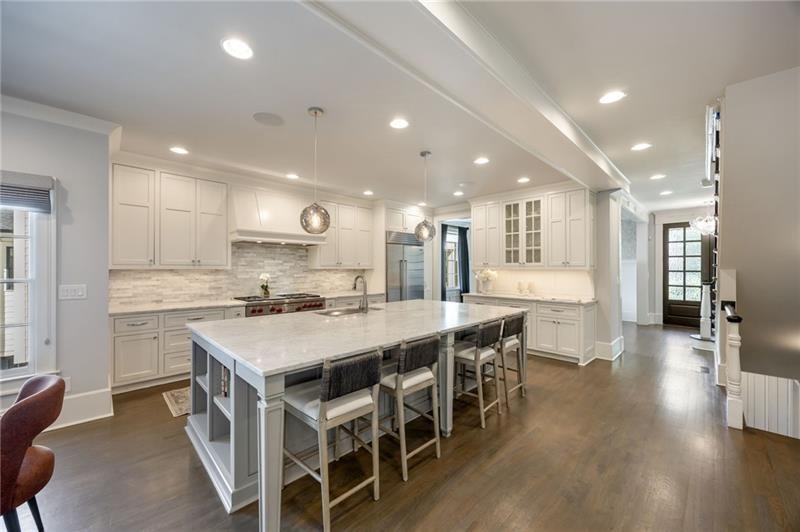 1476 N Highland Avenue NE