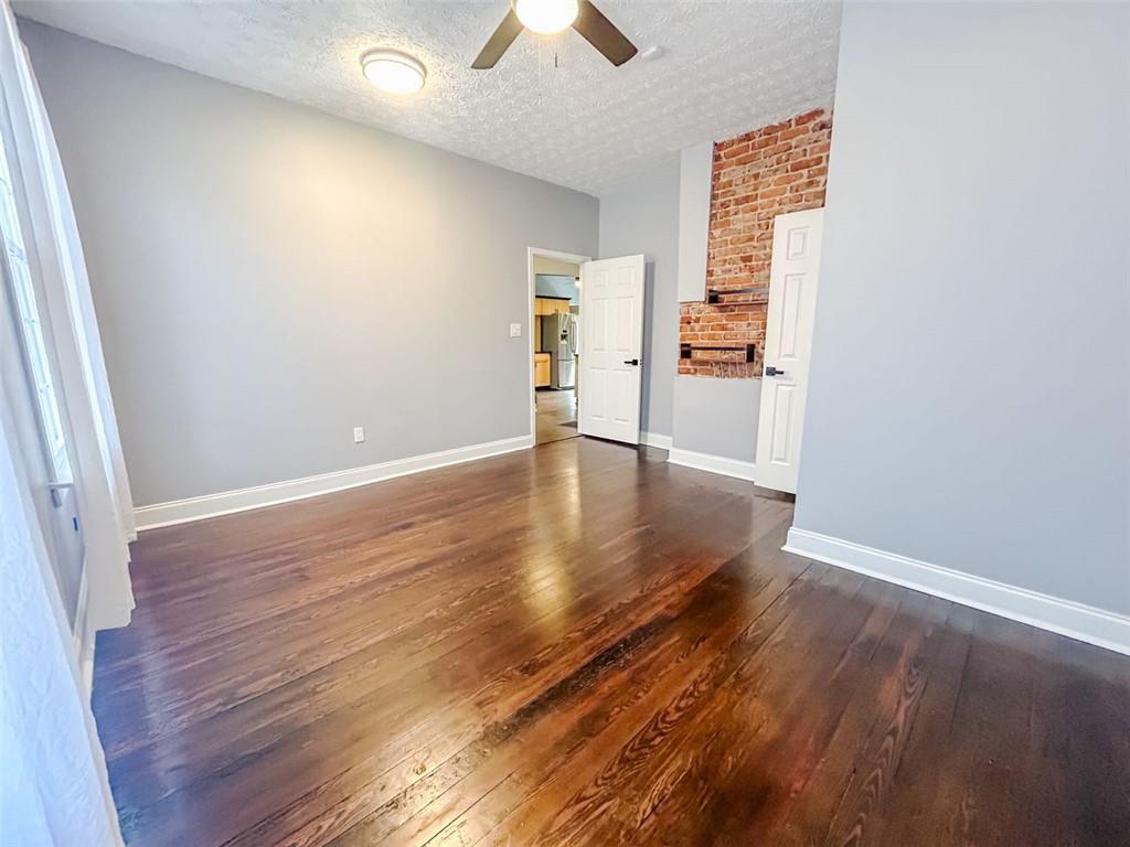 1342 LUCILE Avenue SW