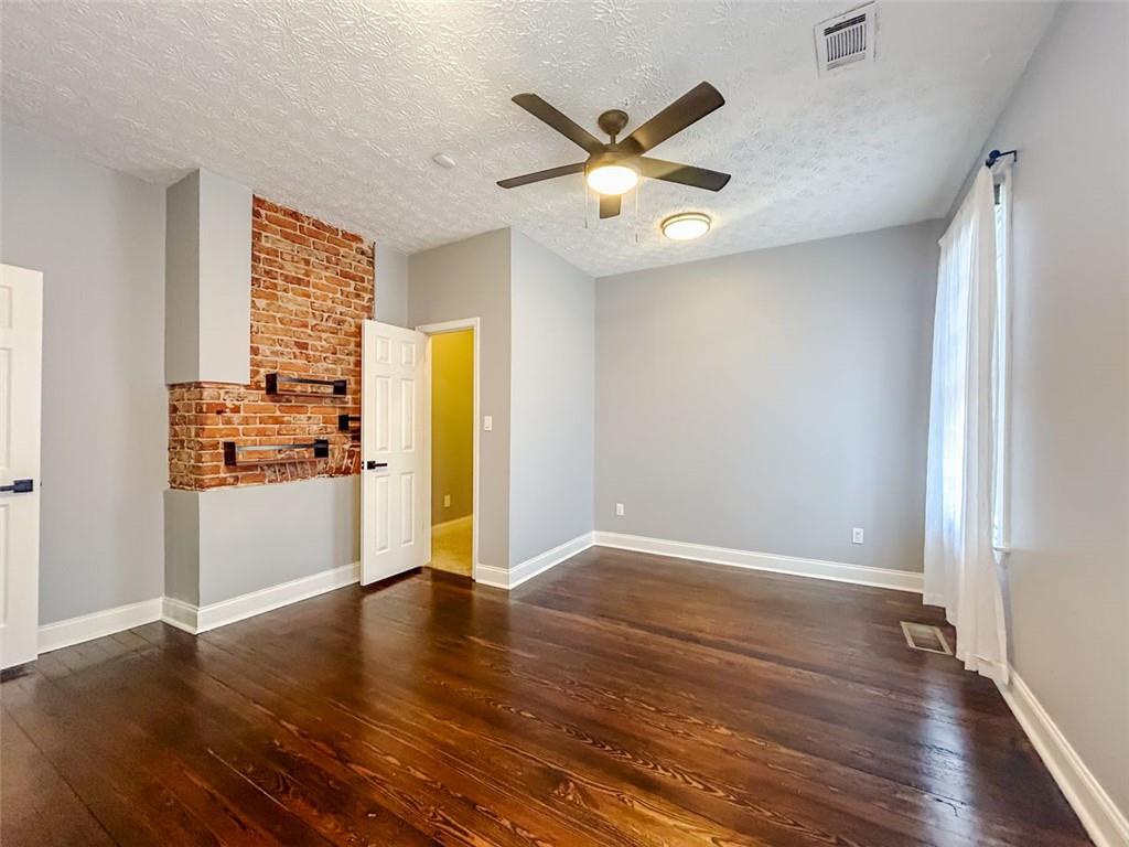 1342 LUCILE Avenue SW