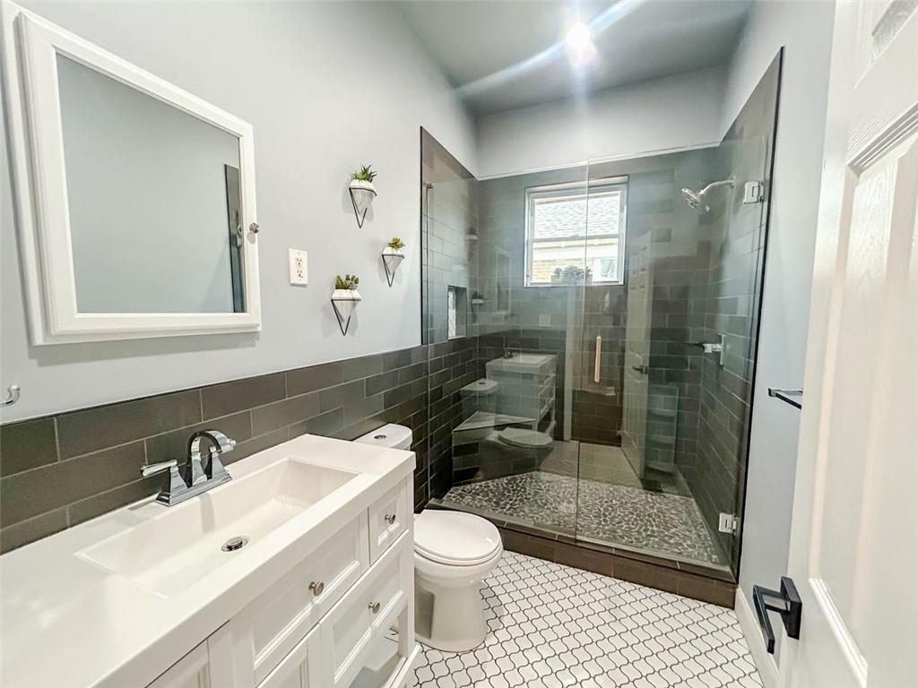 1342 LUCILE Avenue SW