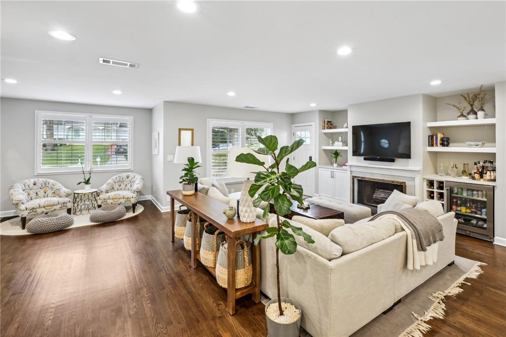 1791 Walthall Drive NW