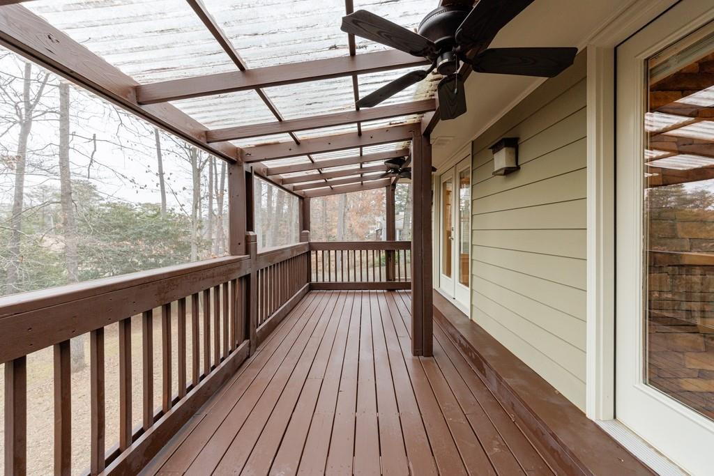 2180 Street Deville NE