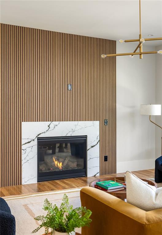 1134 Country Lane NE