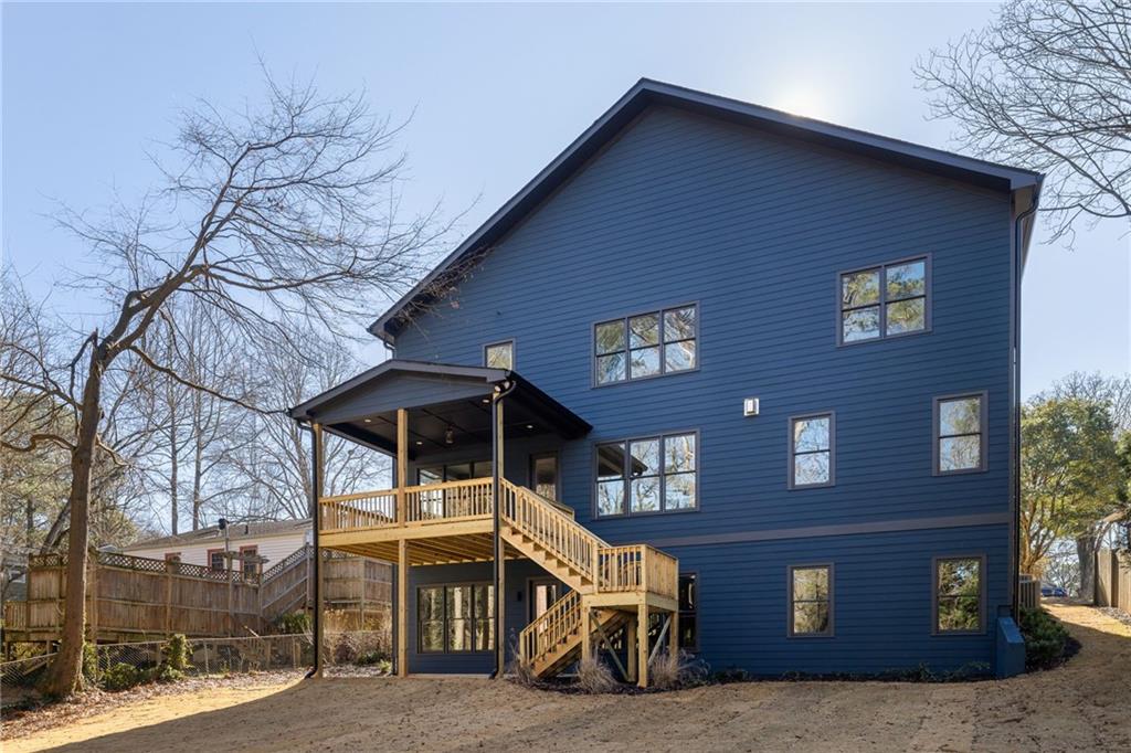 1134 Country Lane NE