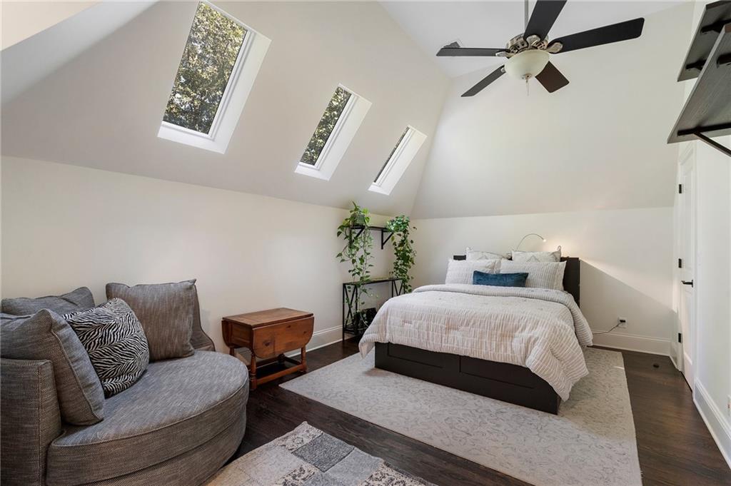 5735 Winterthur Lane