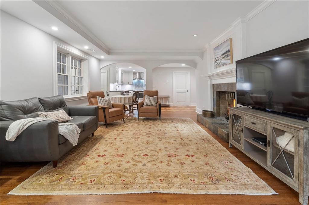 5735 Winterthur Lane