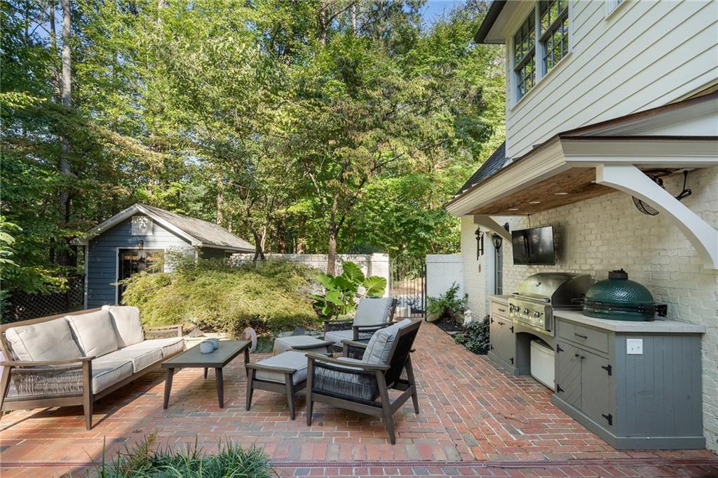 5735 Winterthur Lane