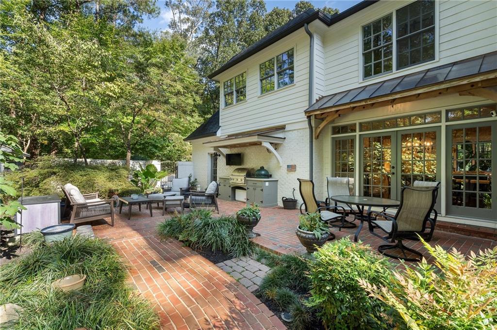 5735 Winterthur Lane