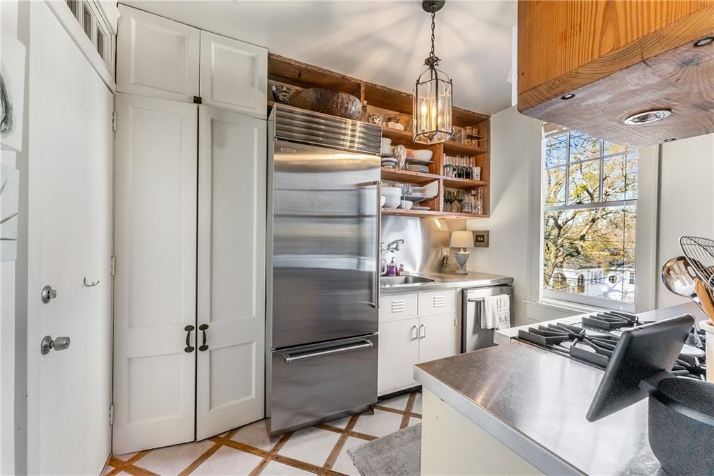 2260 Peachtree Road NW Unit D-3