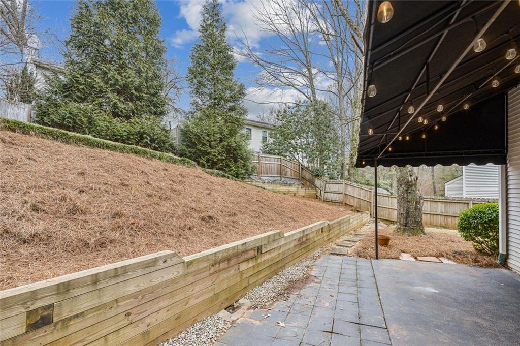 1186 HAVEN BROOK Lane NE