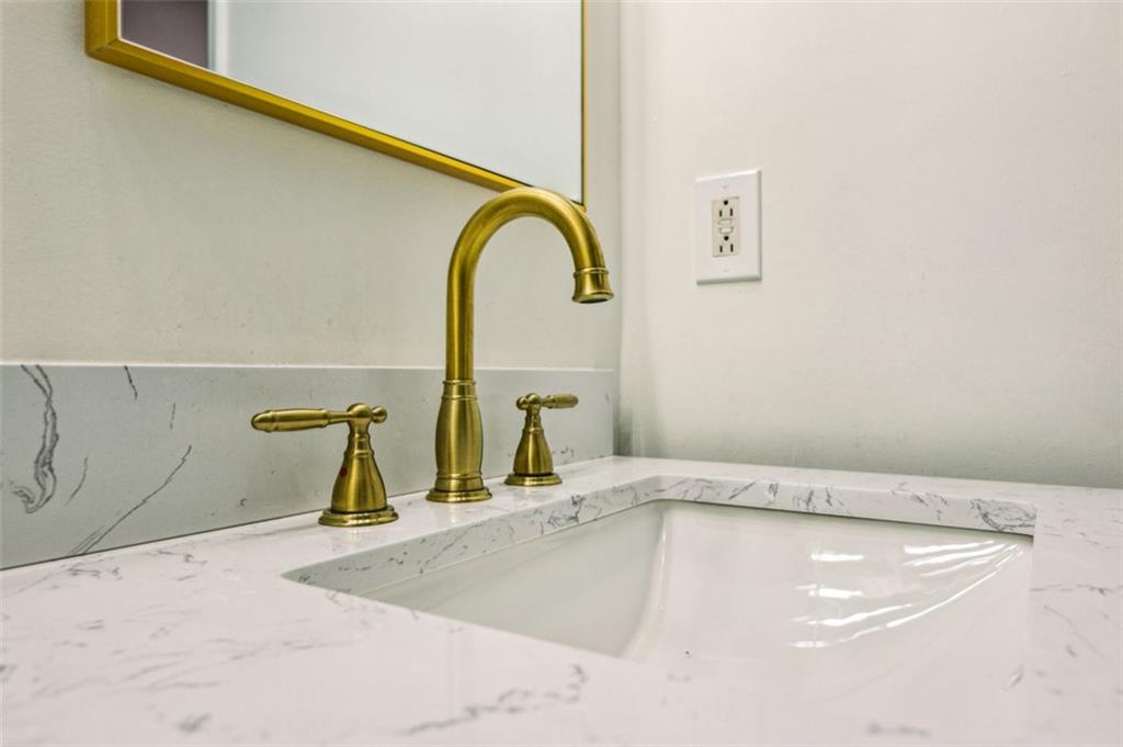 1186 HAVEN BROOK Lane NE