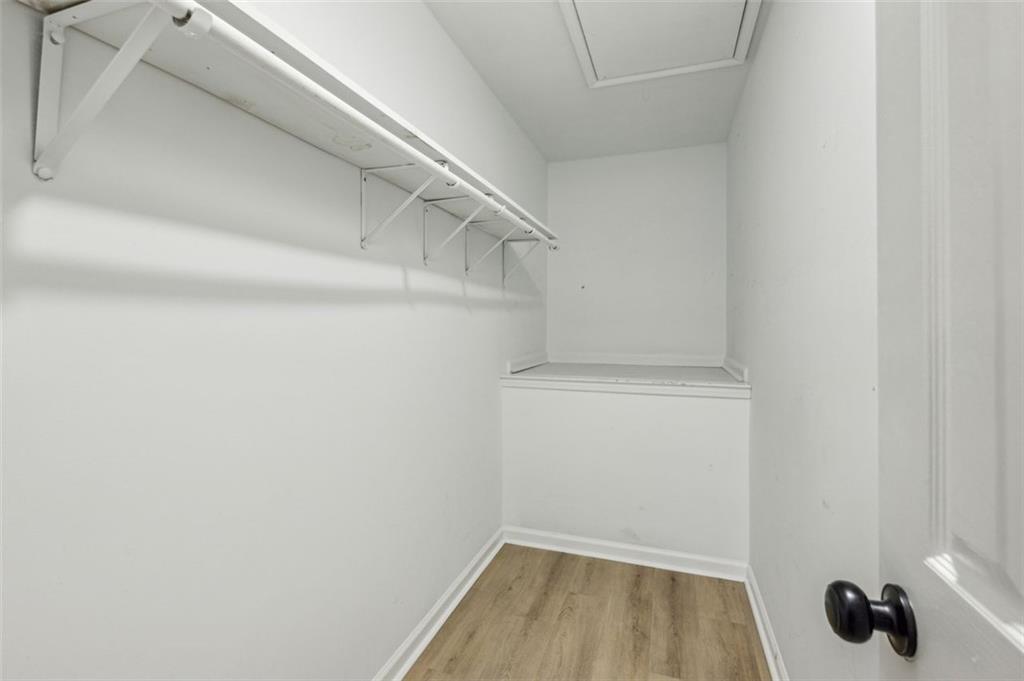 1186 HAVEN BROOK Lane NE