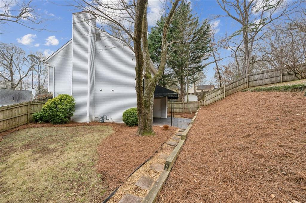 1186 HAVEN BROOK Lane NE