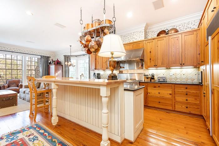 2945 Paces Lake Drive