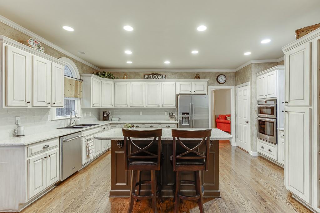 3323 Glen Devon Lane