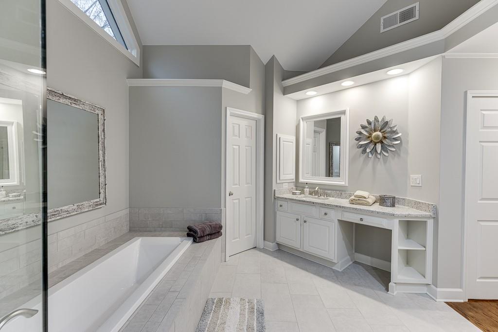 3323 Glen Devon Lane