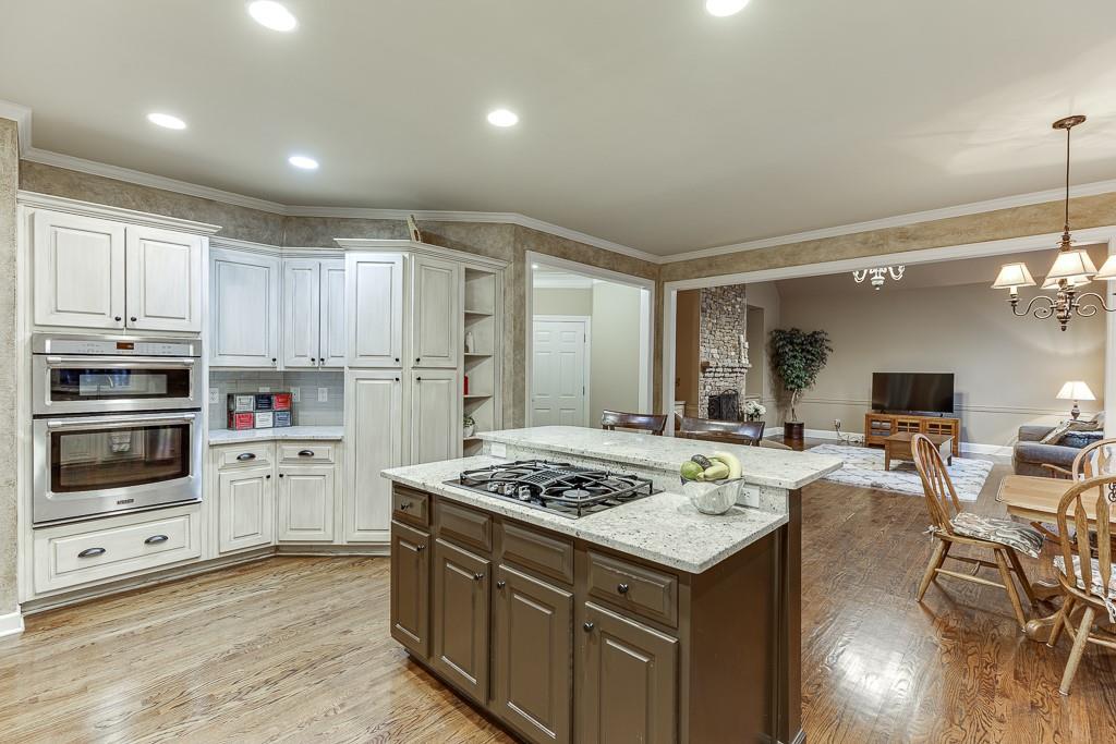 3323 Glen Devon Lane