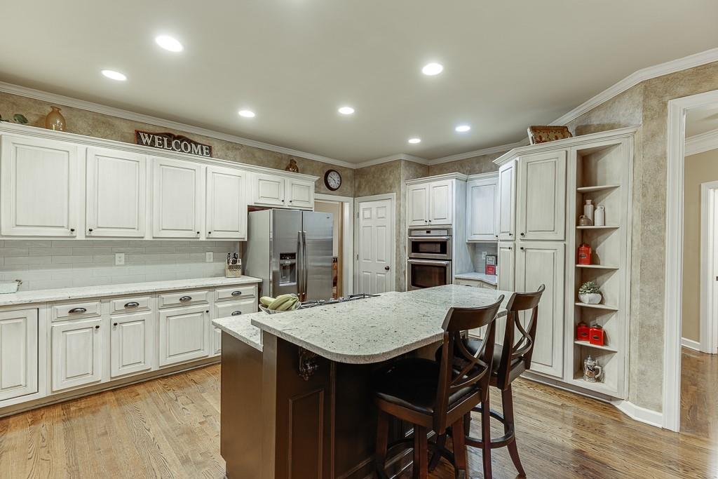 3323 Glen Devon Lane