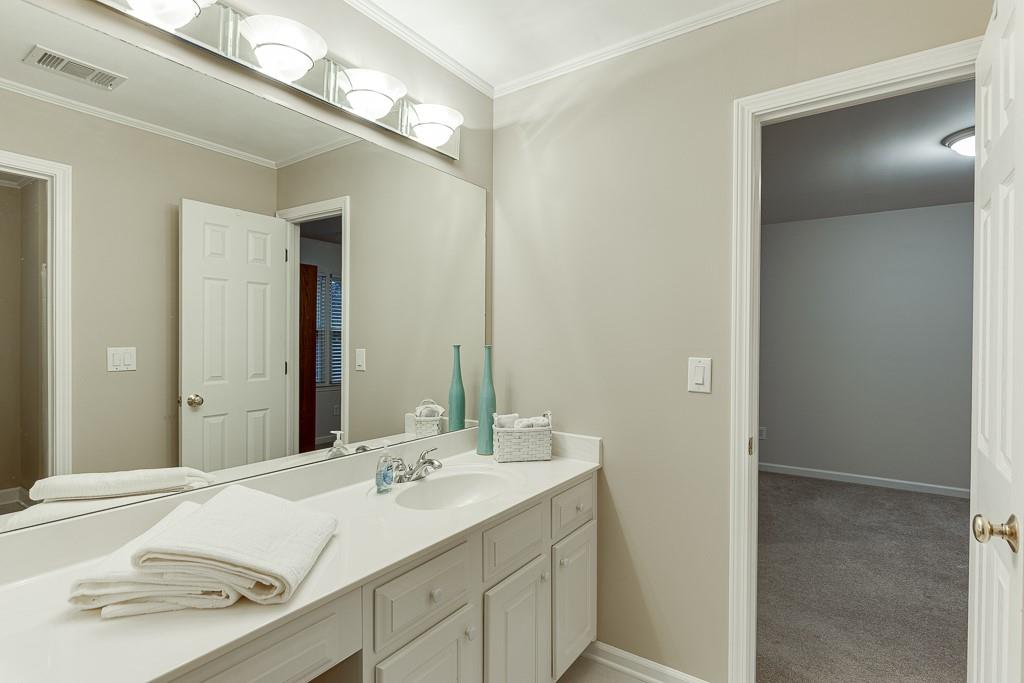 3323 Glen Devon Lane