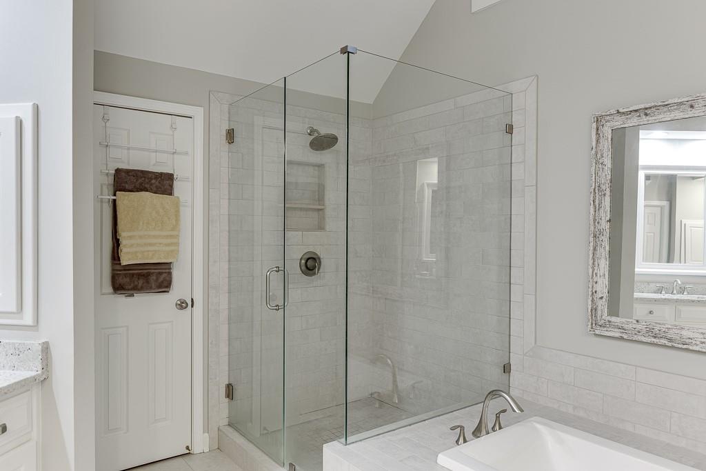 3323 Glen Devon Lane