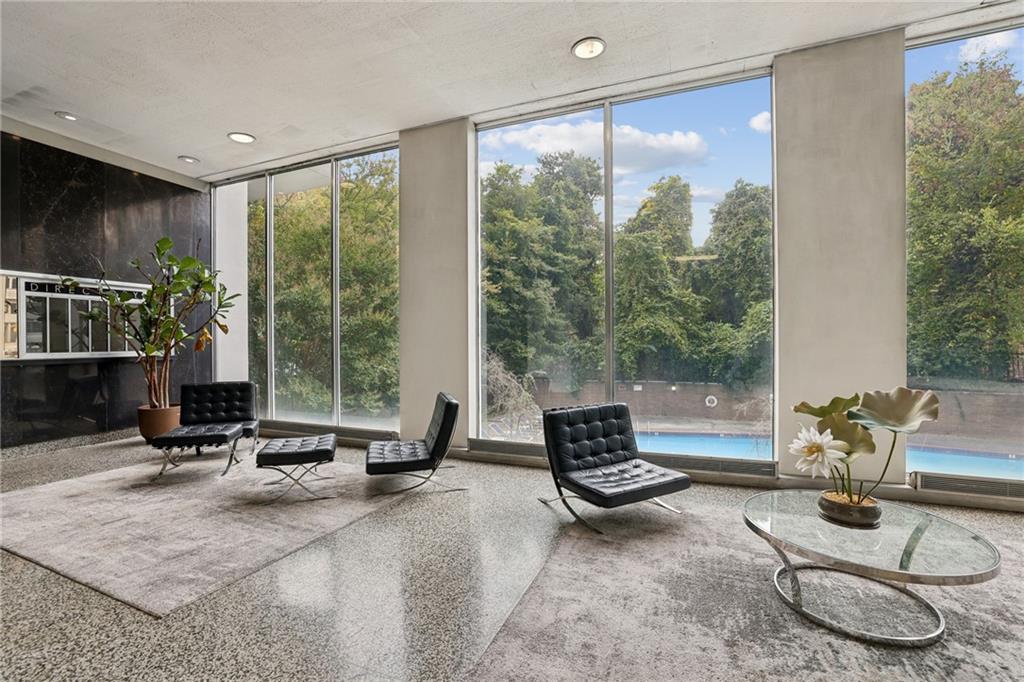 215 Piedmont Avenue NE Unit 1707