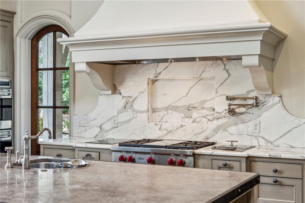 2631 Habersham Road NW