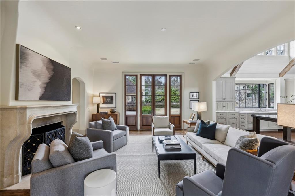 2631 Habersham Road NW