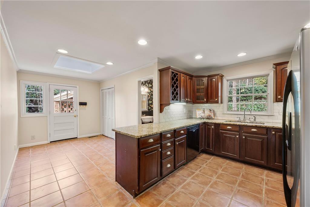 6550 Bridgewood Valley Road