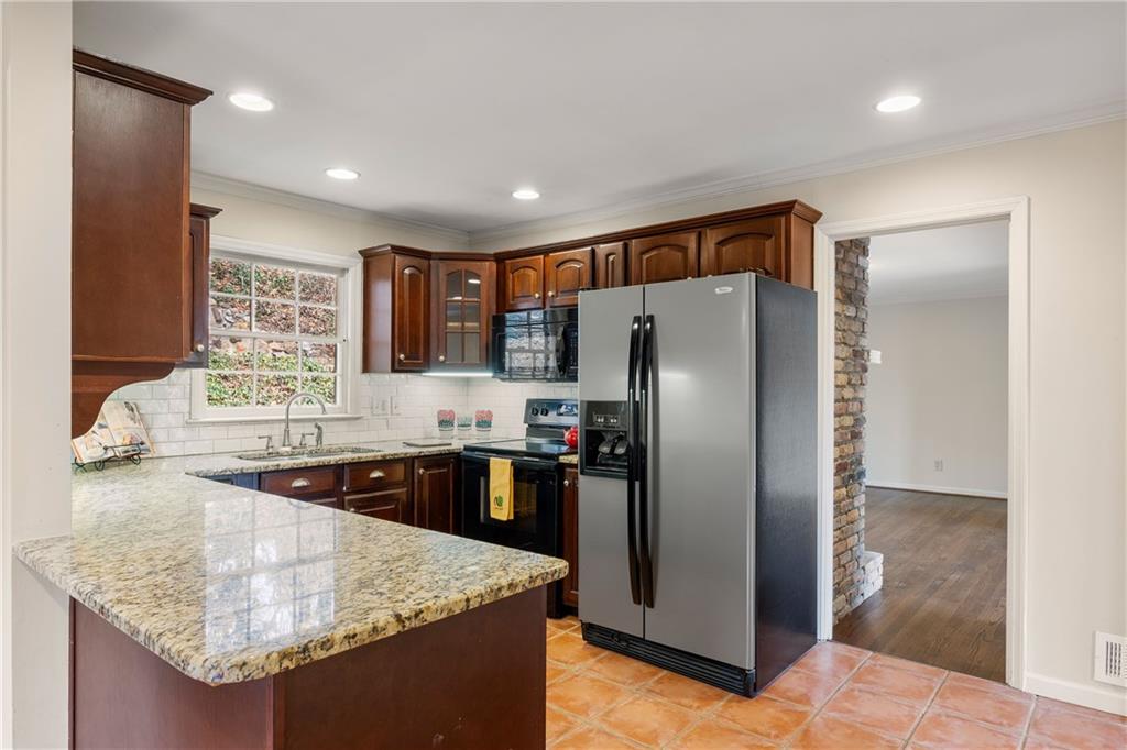 6550 Bridgewood Valley Road