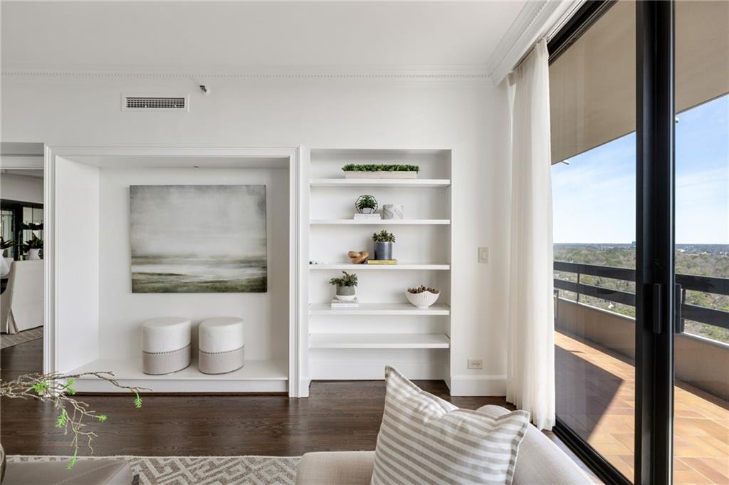 2660 Peachtree Road NW Unit 25H