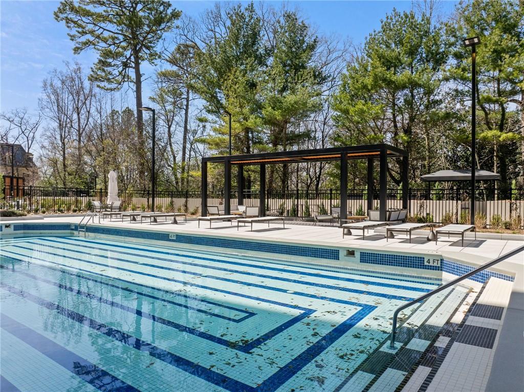 2660 Peachtree Road NW Unit 25H