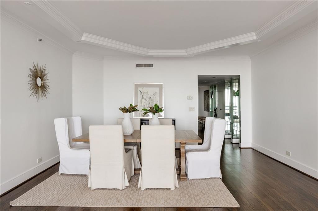 2660 Peachtree Road NW Unit 25H