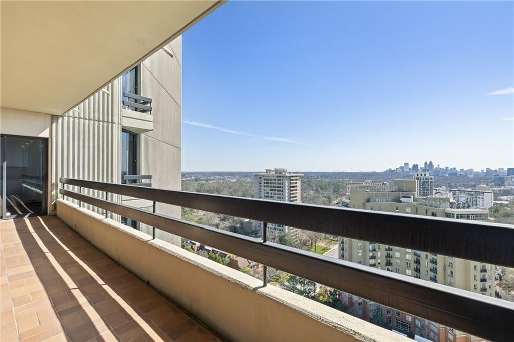 2660 Peachtree Road NW Unit 25H
