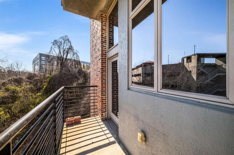 640 Glen Iris Drive NE Unit 515