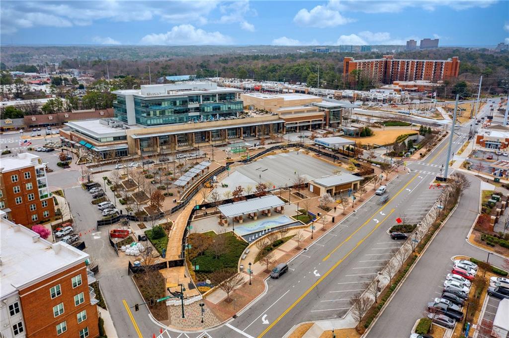 6792 Hunters Trace Circle