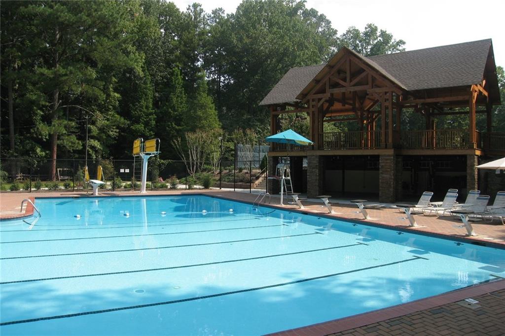 6792 Hunters Trace Circle