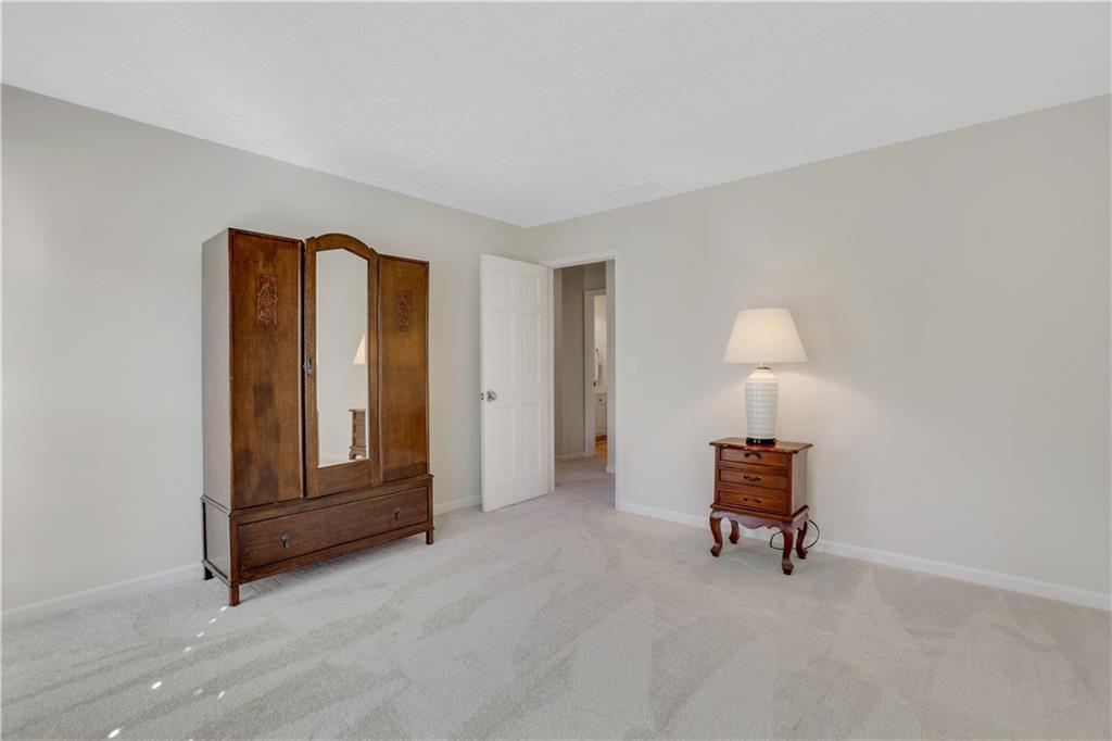 6792 Hunters Trace Circle