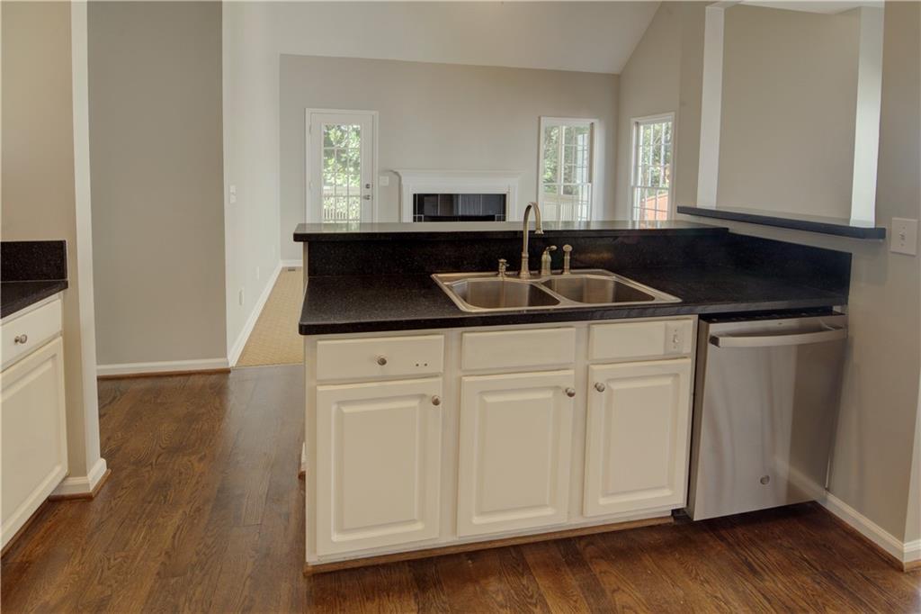 2705 Woodland Brook Lane SE